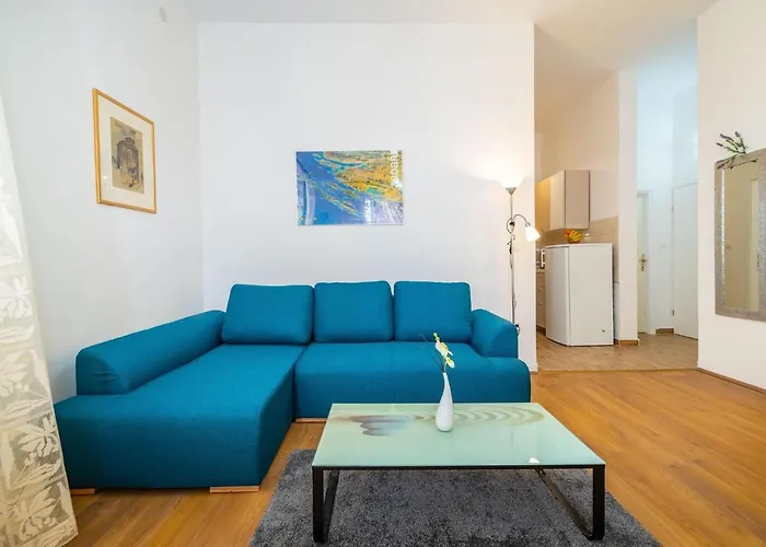 History Center Apartman